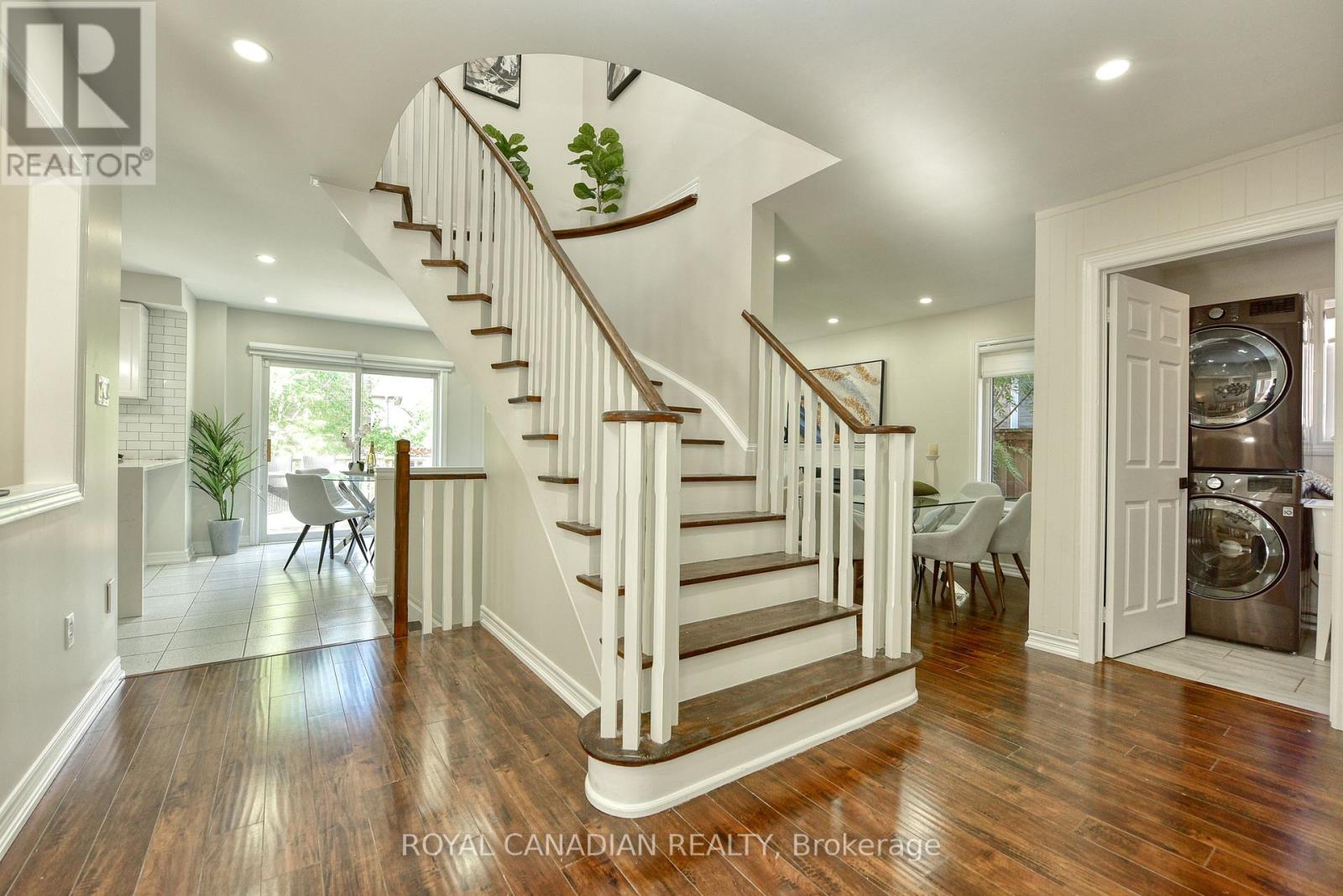 60 Crimson Ridge Road, Barrie, Ontario  L4N 0G7 - Photo 19 - S12406780
