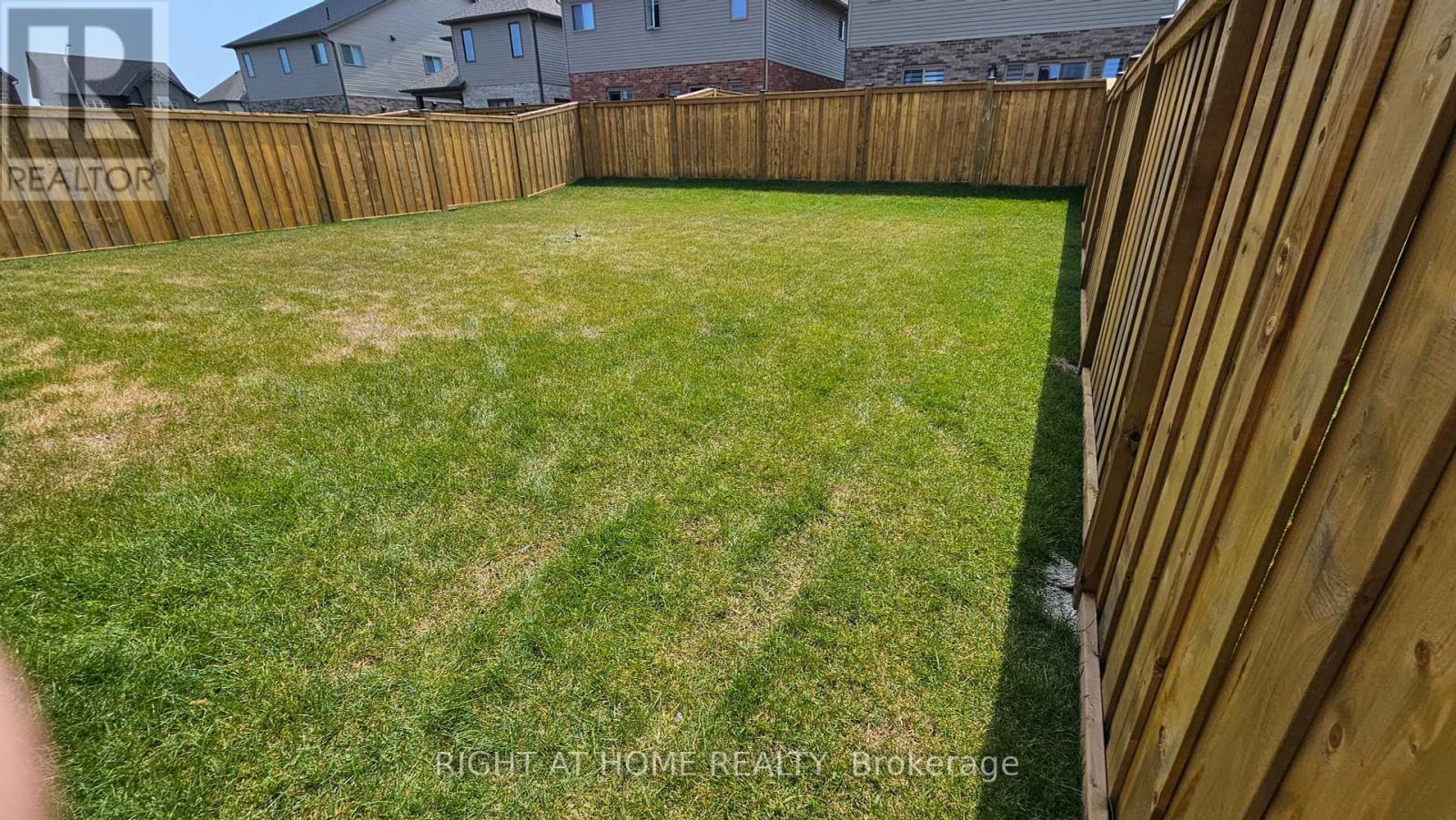 12 Mitchell Avenue, Collingwood, Ontario  L9Y 5M3 - Photo 6 - S12406822