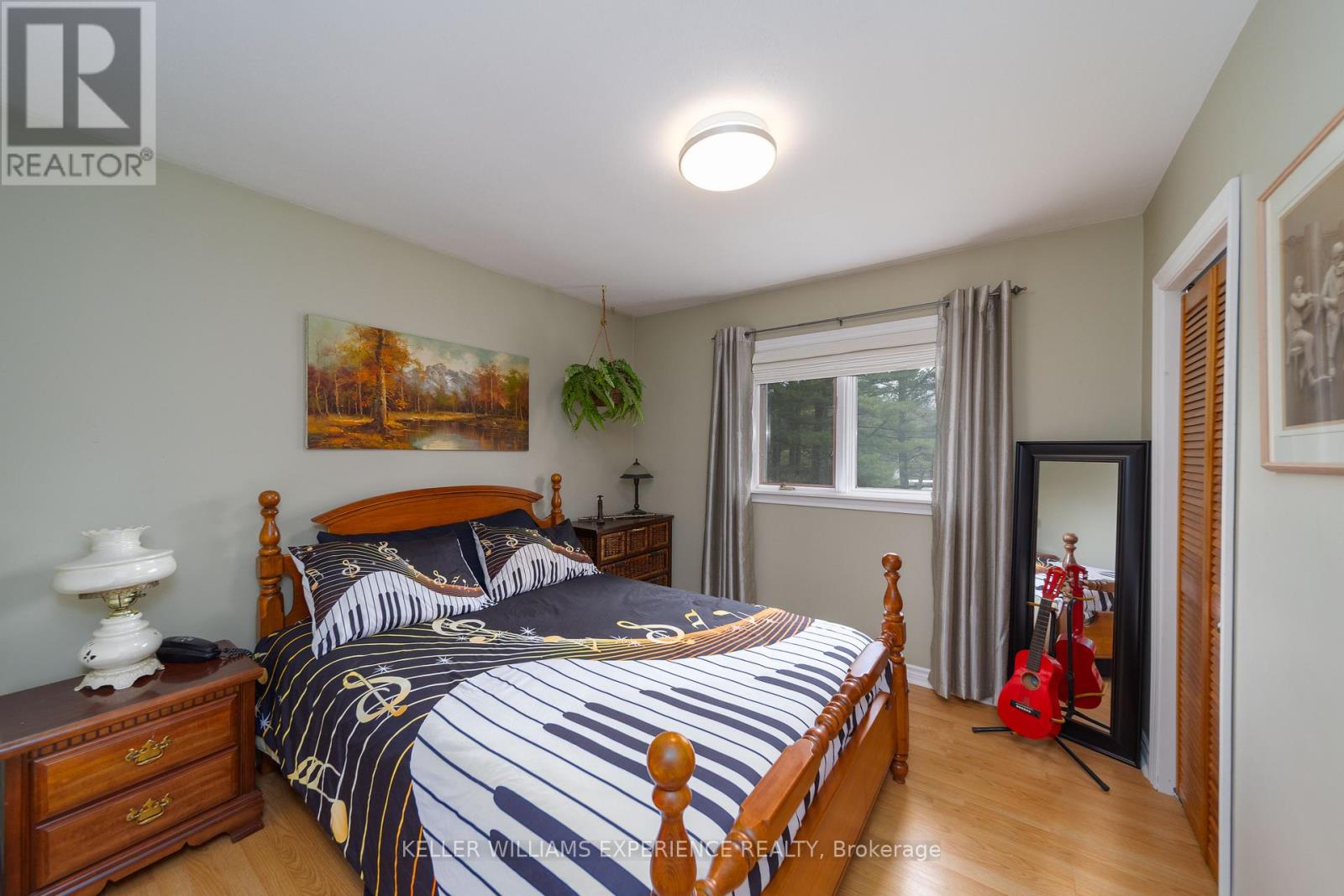 1936 Peninsula Point Road, Severn, Ontario  P0E 1N0 - Photo 18 - S12406851