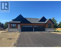 3 BOYNTON COURT, Blue Mountains, Ontario