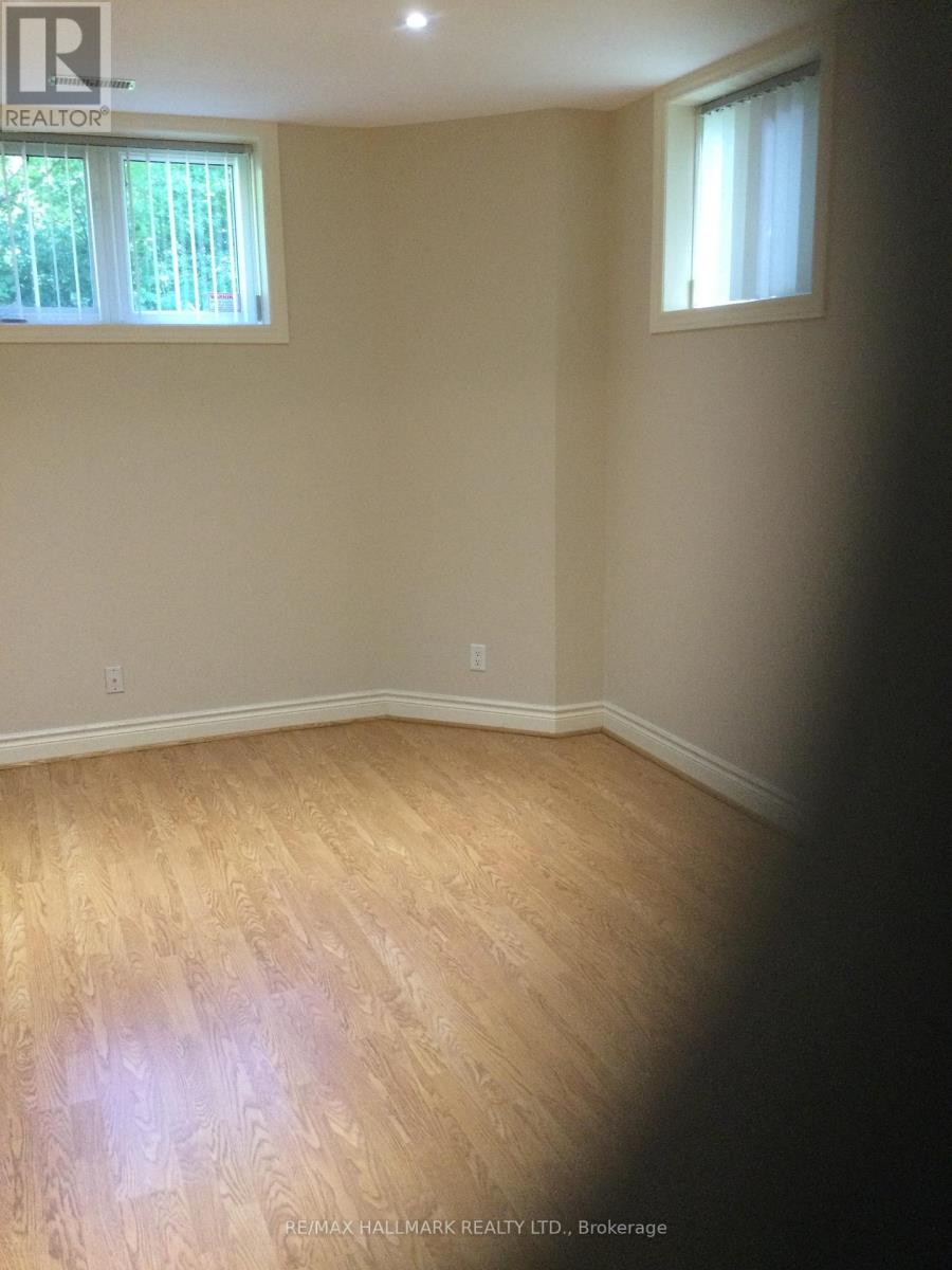 200 Oxford Street, Richmond Hill (Mill Pond), Ontario  L4C 4L7 - Photo 18 - N12404505
