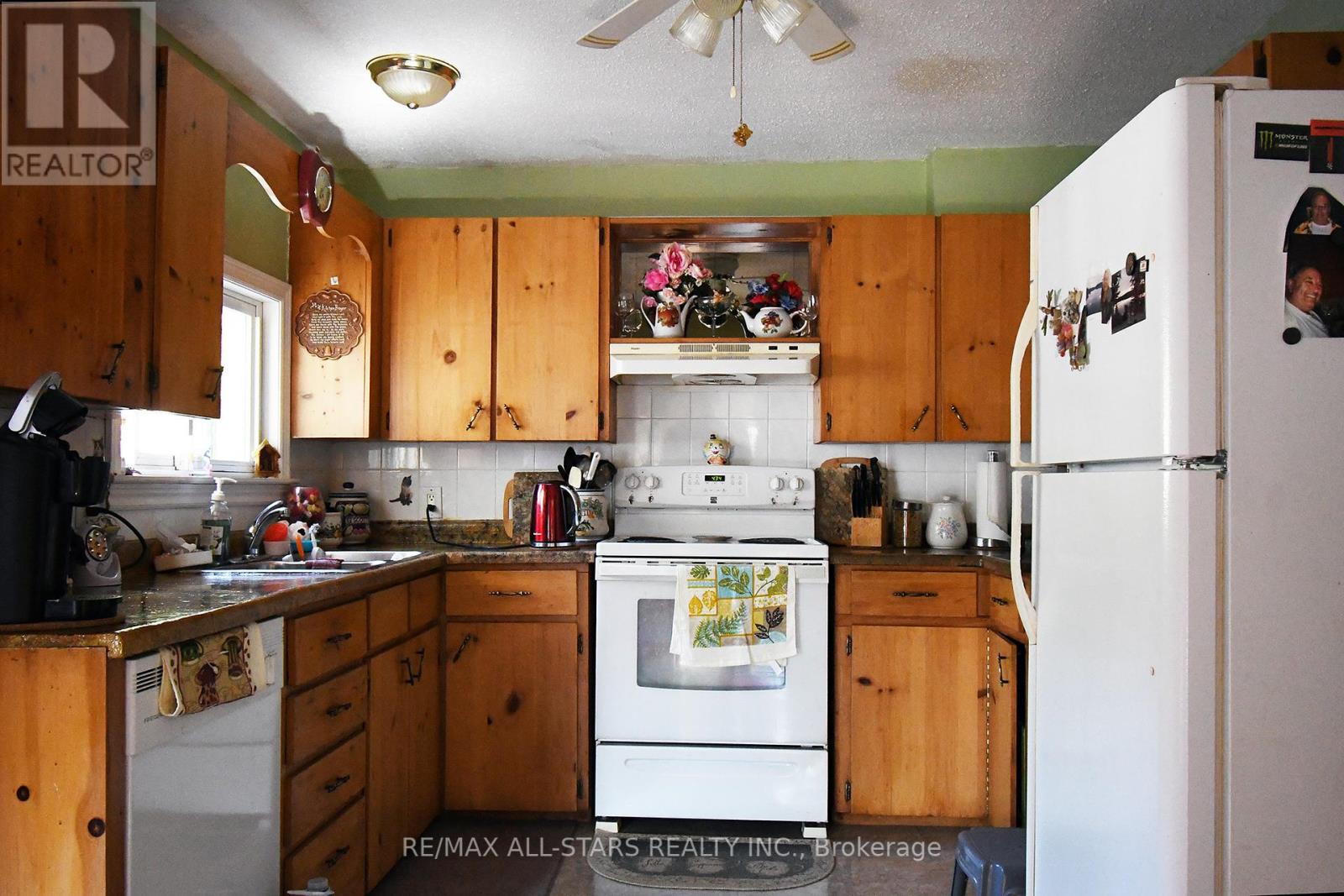 346 Pasadena Drive, Georgina, Ontario  L4P 2Z3 - Photo 4 - N12406527