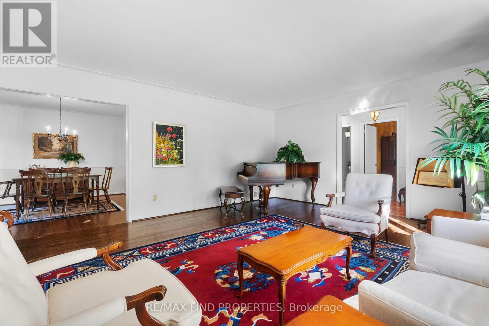 56 Edenvale Crescent, Toronto, Ontario  M9A 4A6 - Photo 16 - W12406792