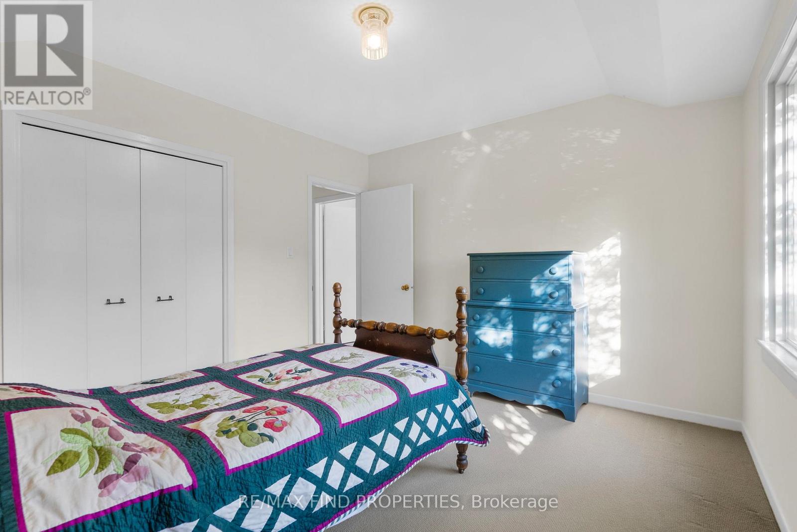 56 Edenvale Crescent, Toronto, Ontario  M9A 4A6 - Photo 39 - W12406792