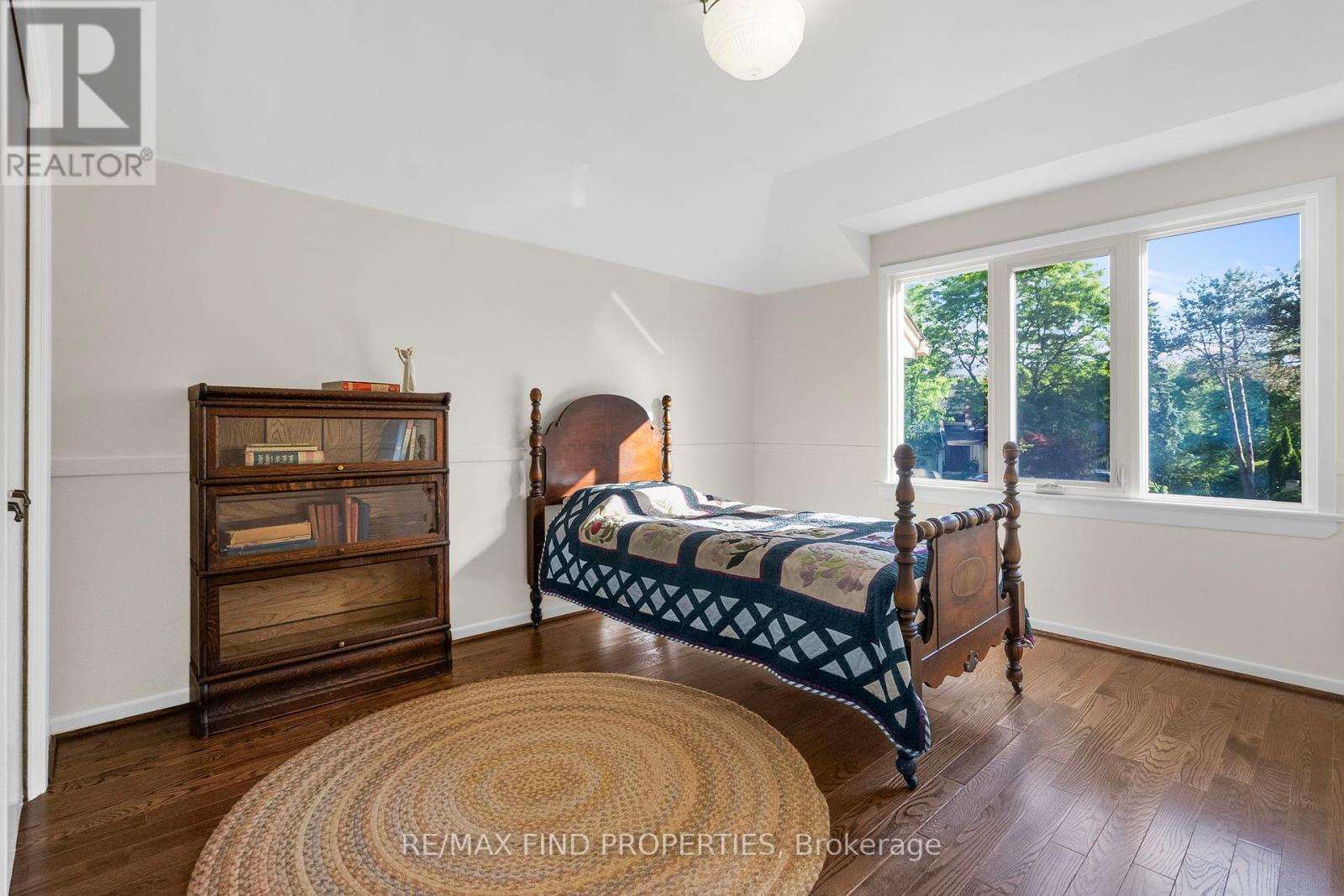 56 Edenvale Crescent, Toronto, Ontario  M9A 4A6 - Photo 40 - W12406792