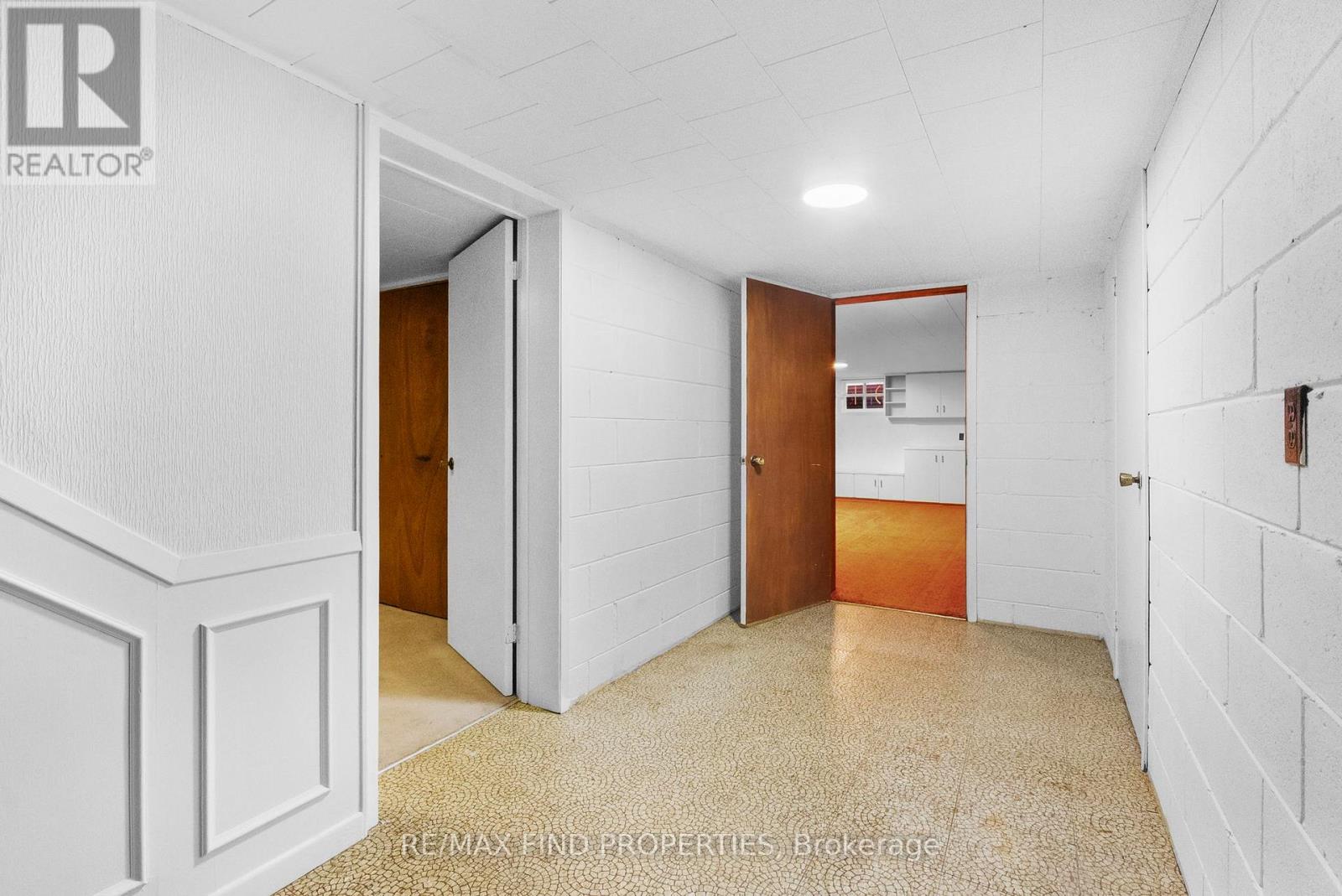 56 Edenvale Crescent, Toronto, Ontario  M9A 4A6 - Photo 47 - W12406792