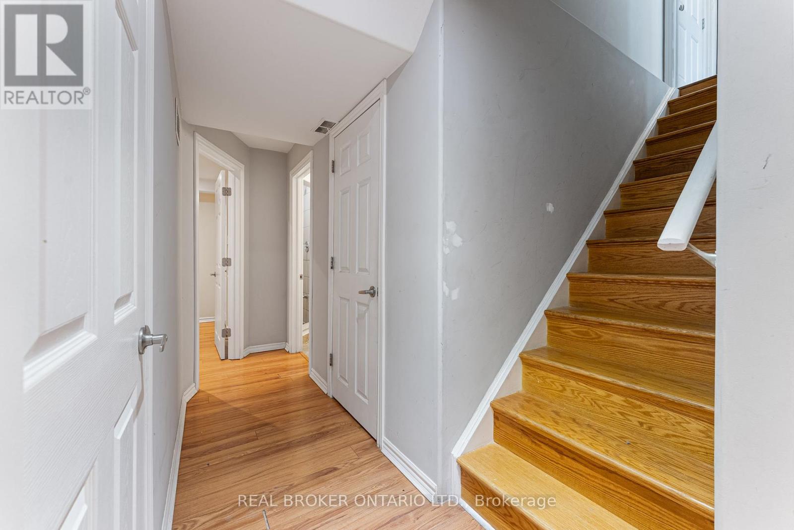 993 Whewell Trail, Milton, Ontario  L9T 8C7 - Photo 18 - W12406802