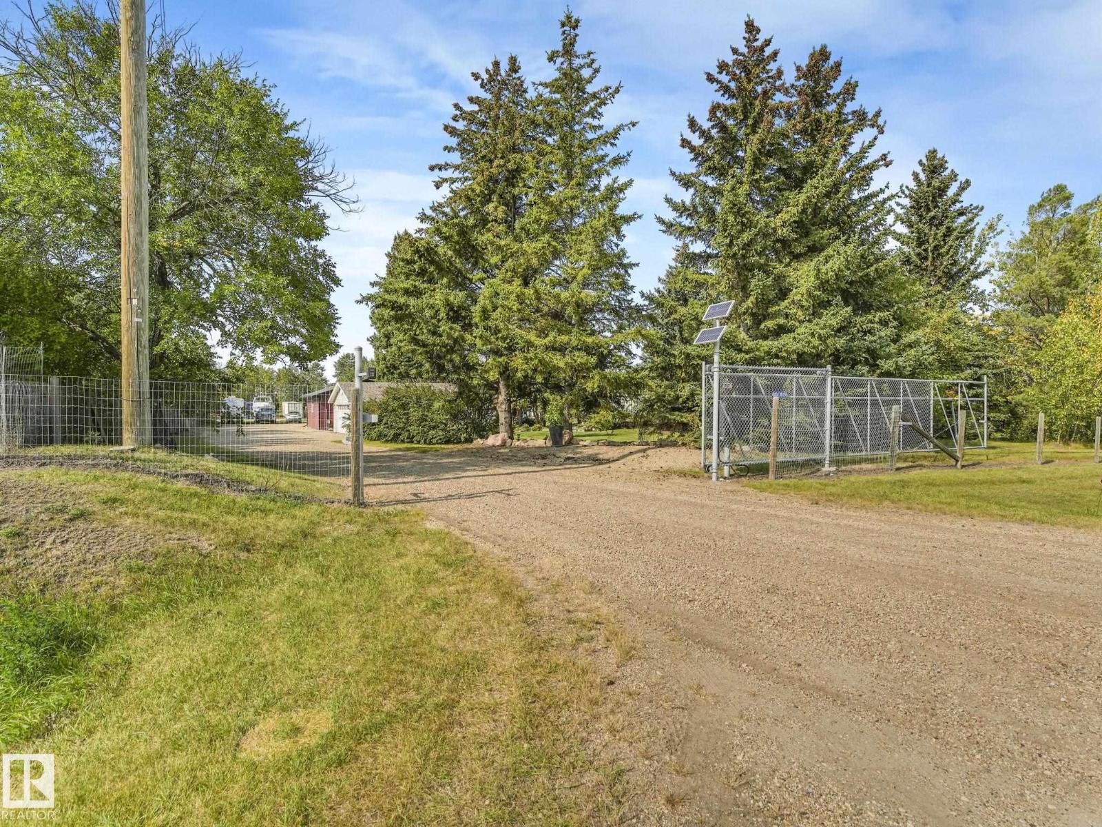 54534 RGE RD 215, rural strathcona county, Alberta