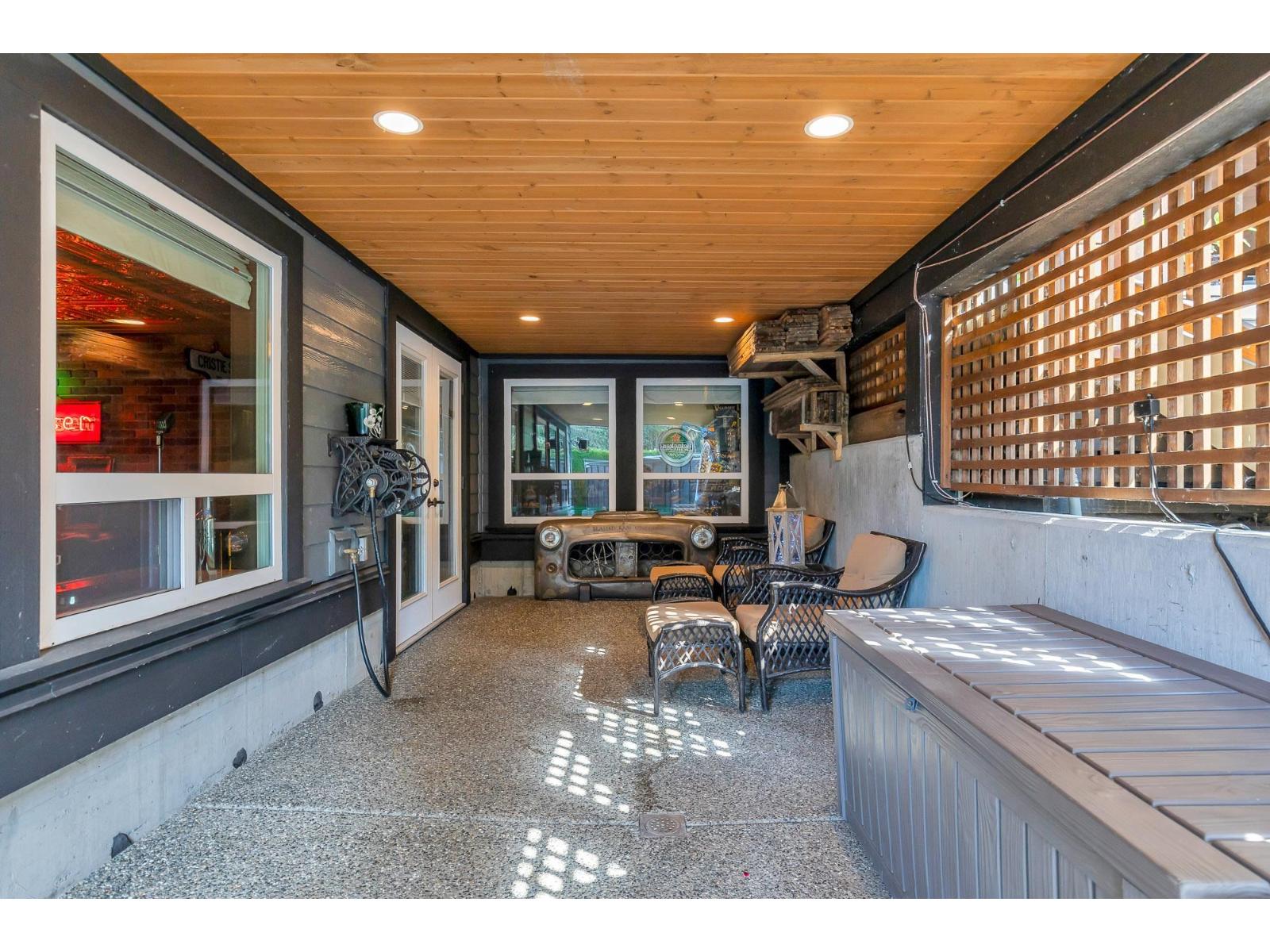 8415 Bailey Place, Mission, British Columbia  V4S 0B3 - Photo 32 - R3046822