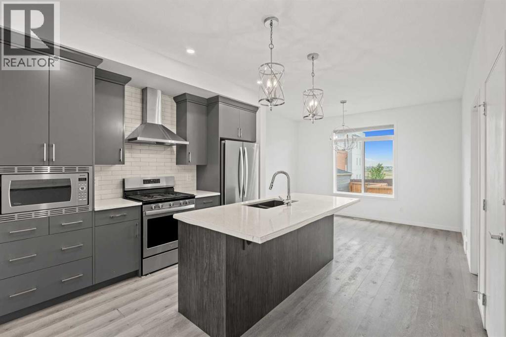 685 Livingston Way Ne, Calgary, Alberta  T3P 1N8 - Photo 9 - A2257088