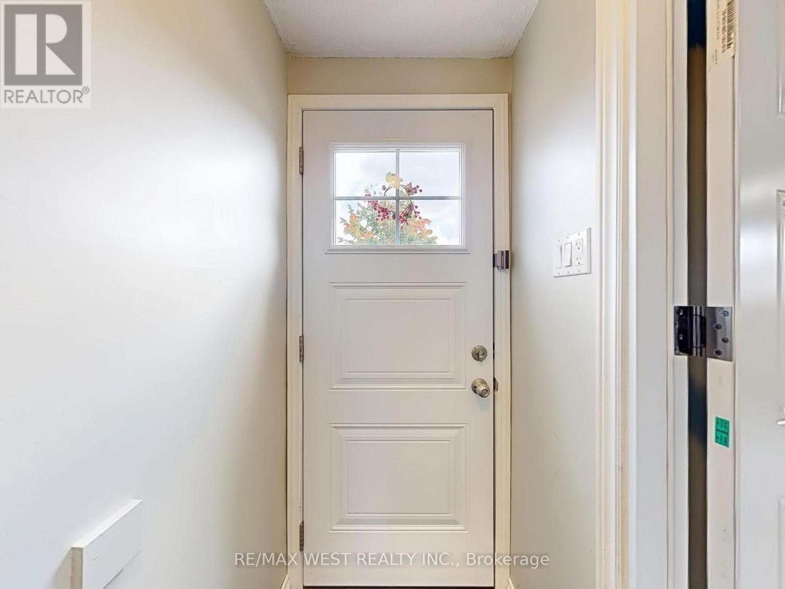 187 Broken Oak Crescent, Kitchener, Ontario  N2N 1N8 - Photo 14 - X12406785