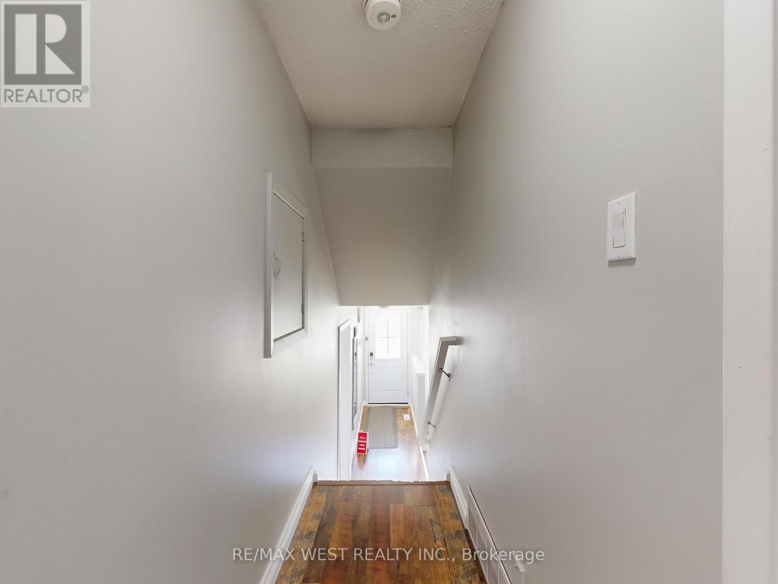 187 Broken Oak Crescent, Kitchener, Ontario  N2N 1N8 - Photo 17 - X12406785