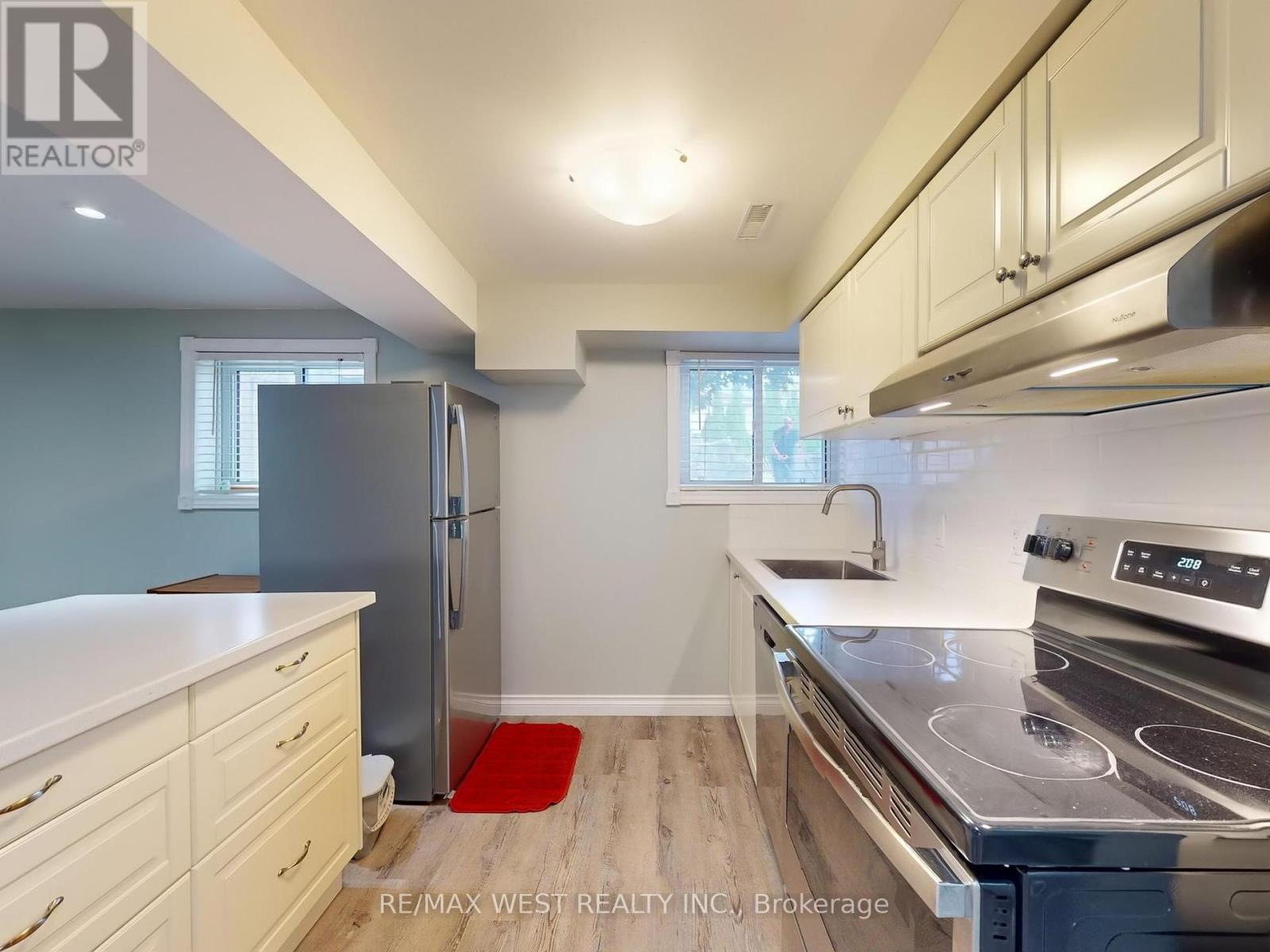 187 Broken Oak Crescent, Kitchener, Ontario  N2N 1N8 - Photo 32 - X12406785