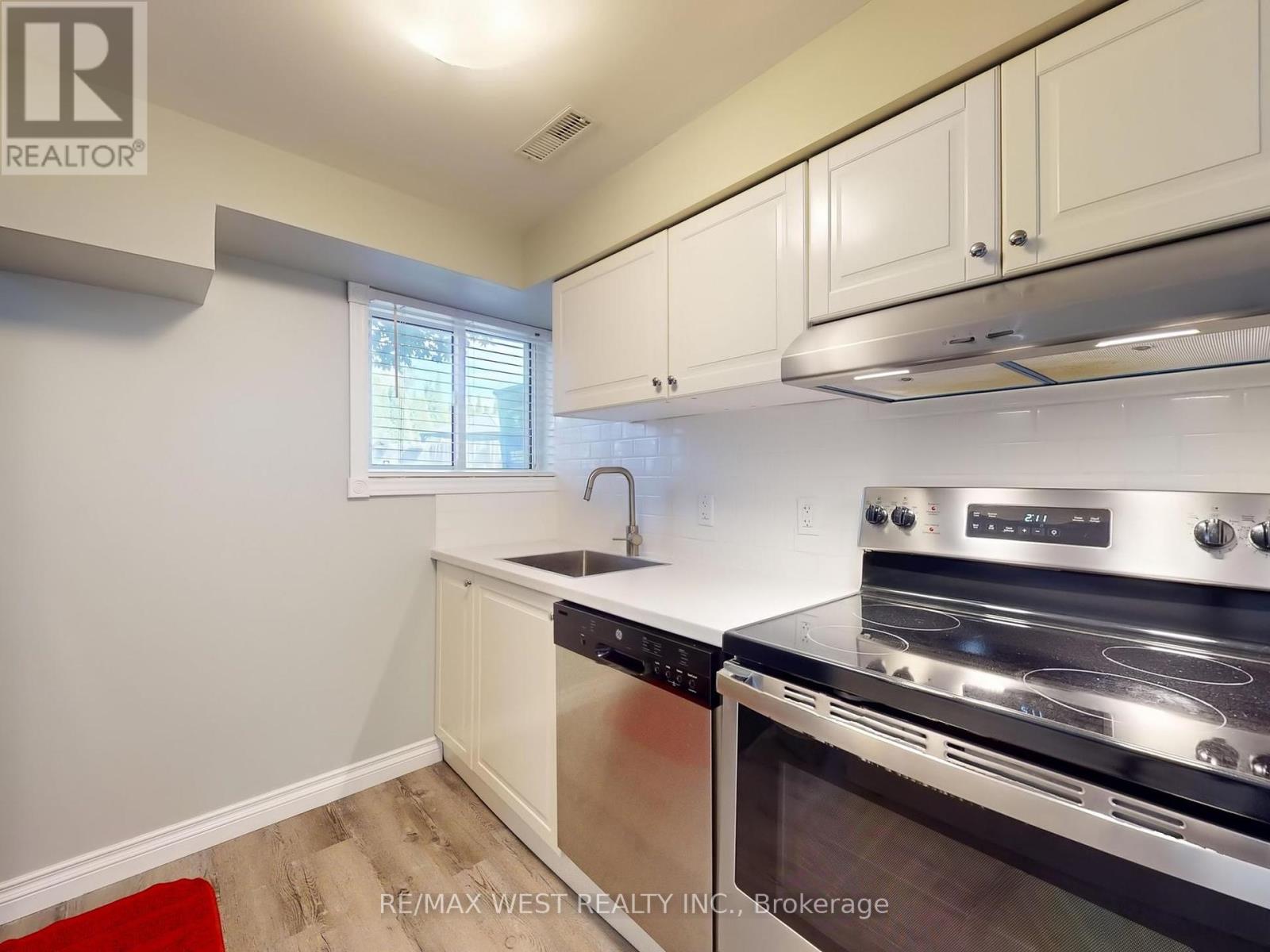 187 Broken Oak Crescent, Kitchener, Ontario  N2N 1N8 - Photo 33 - X12406785