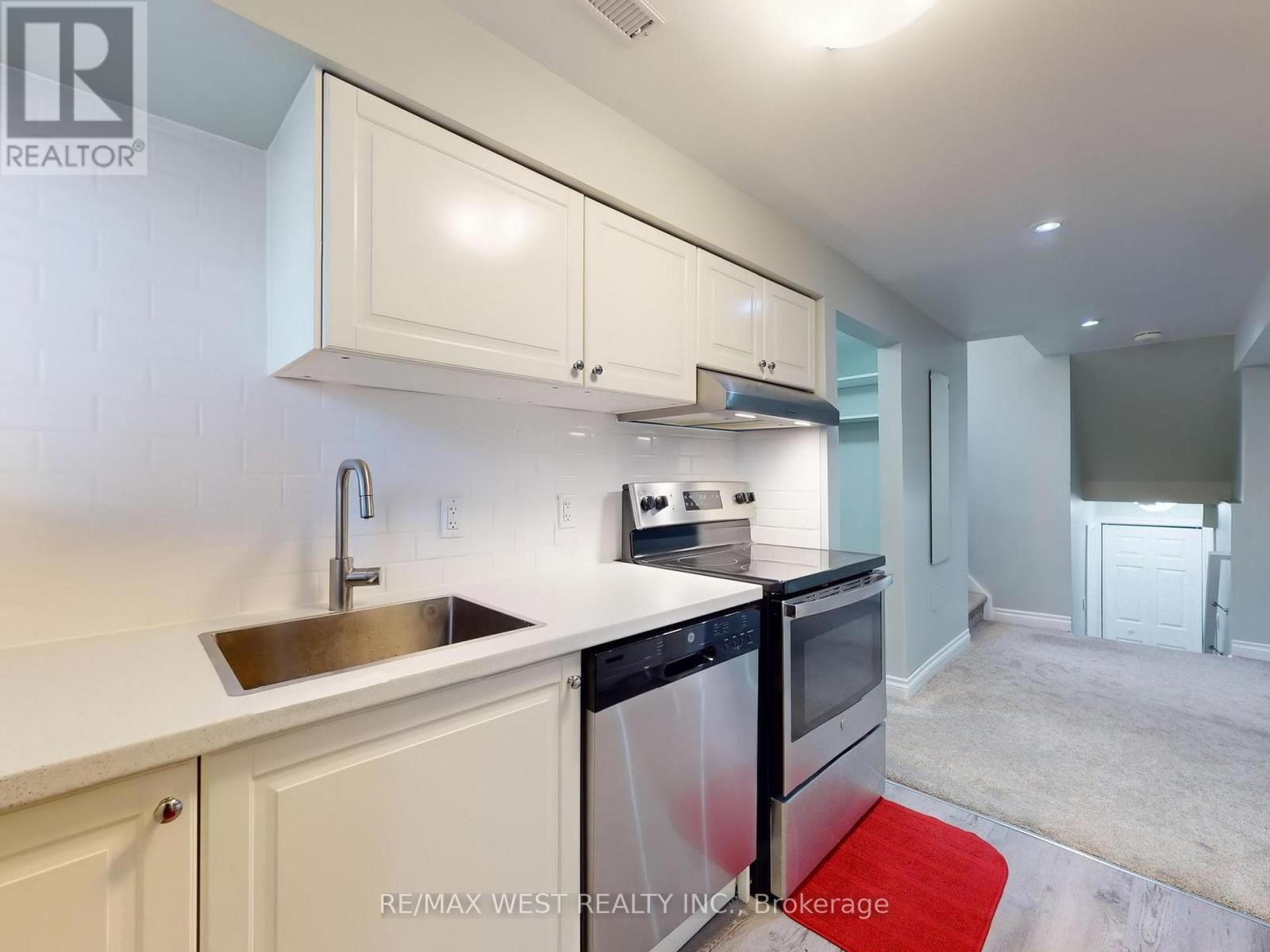 187 Broken Oak Crescent, Kitchener, Ontario  N2N 1N8 - Photo 35 - X12406785