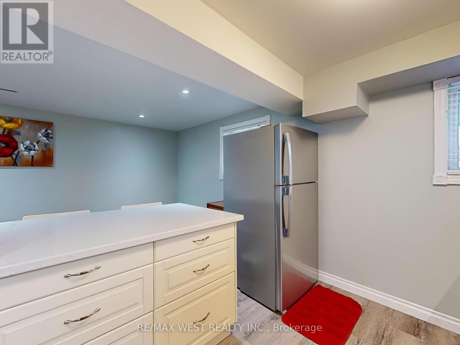187 Broken Oak Crescent, Kitchener, Ontario  N2N 1N8 - Photo 36 - X12406785