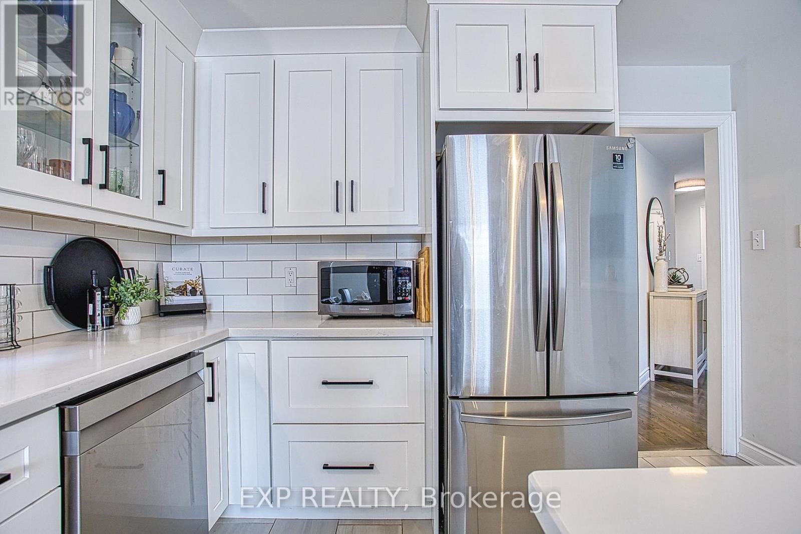 41 Aspen Drive, Grimsby, Ontario  L3M 5M1 - Photo 14 - X12406791
