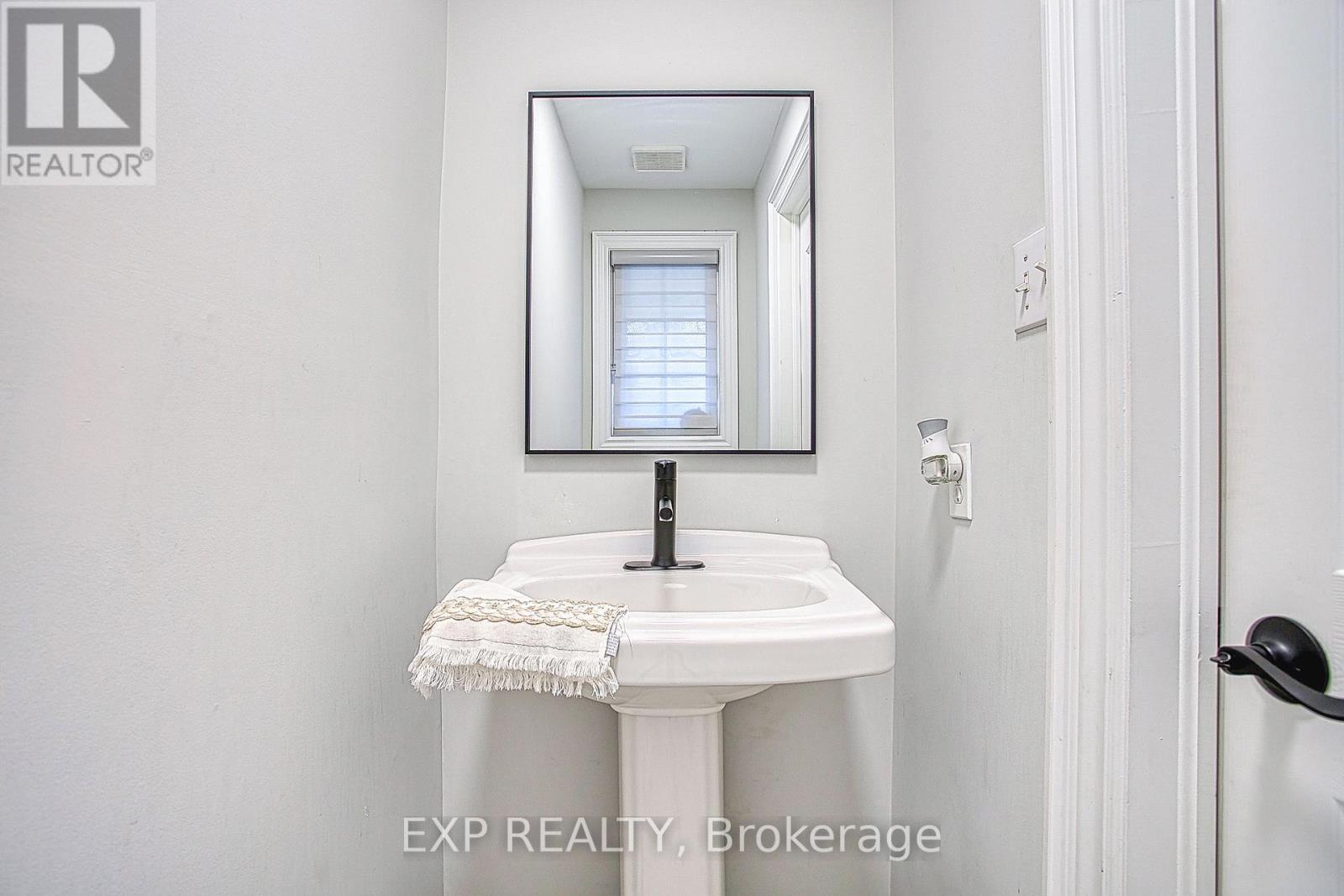 41 Aspen Drive, Grimsby, Ontario  L3M 5M1 - Photo 17 - X12406791