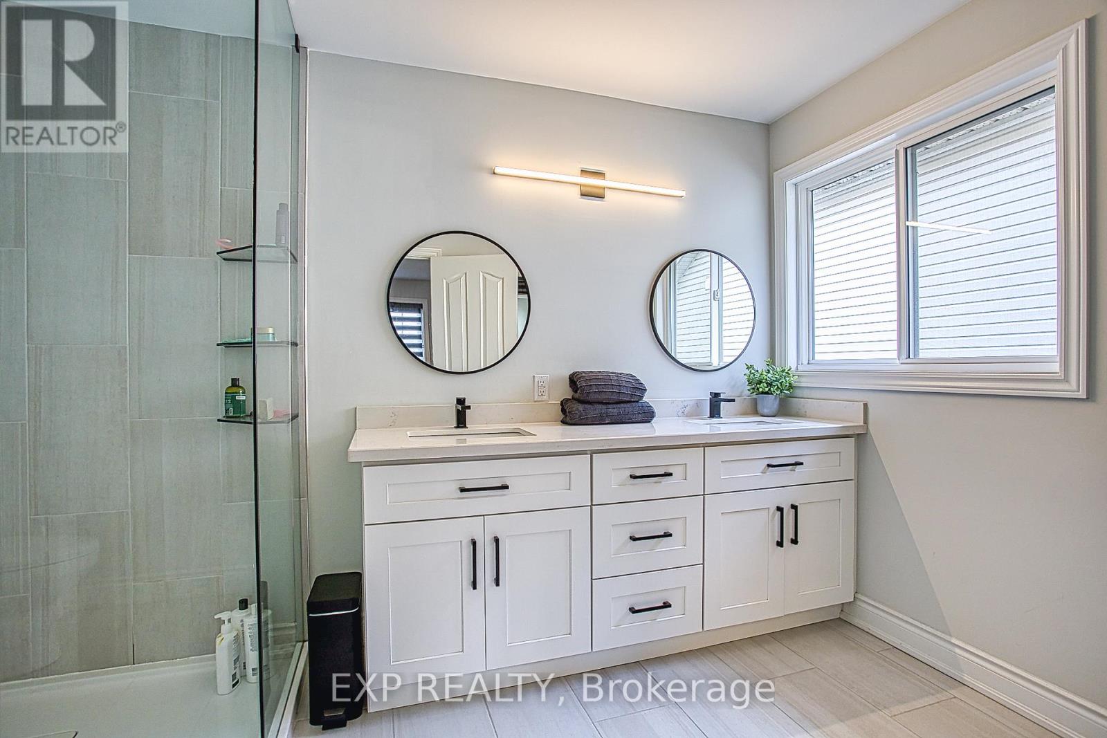 41 Aspen Drive, Grimsby, Ontario  L3M 5M1 - Photo 22 - X12406791