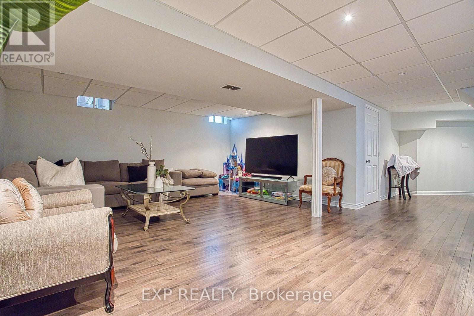 41 Aspen Drive, Grimsby, Ontario  L3M 5M1 - Photo 28 - X12406791