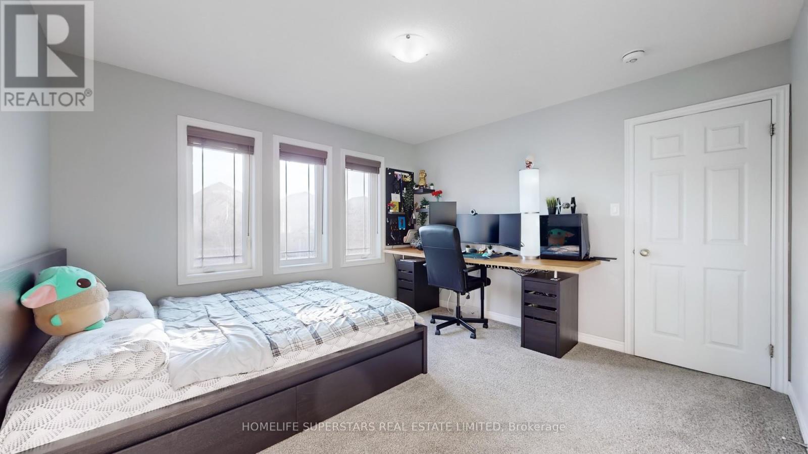 Property at 341 RIVERTRAIL AVENUE image 2