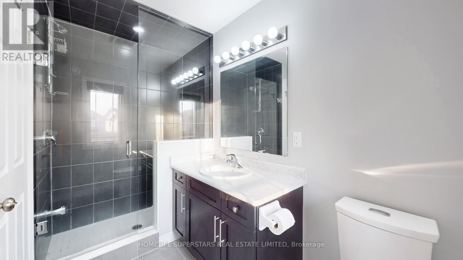 Property at 341 RIVERTRAIL AVENUE image 4
