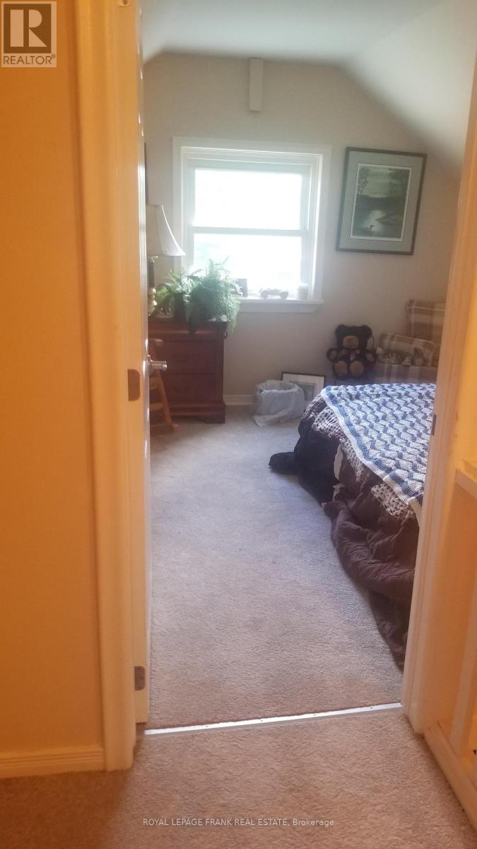 31 Boulter Lake Road, Hastings Highlands, Ontario  K0L 2K0 - Photo 17 - X12275700