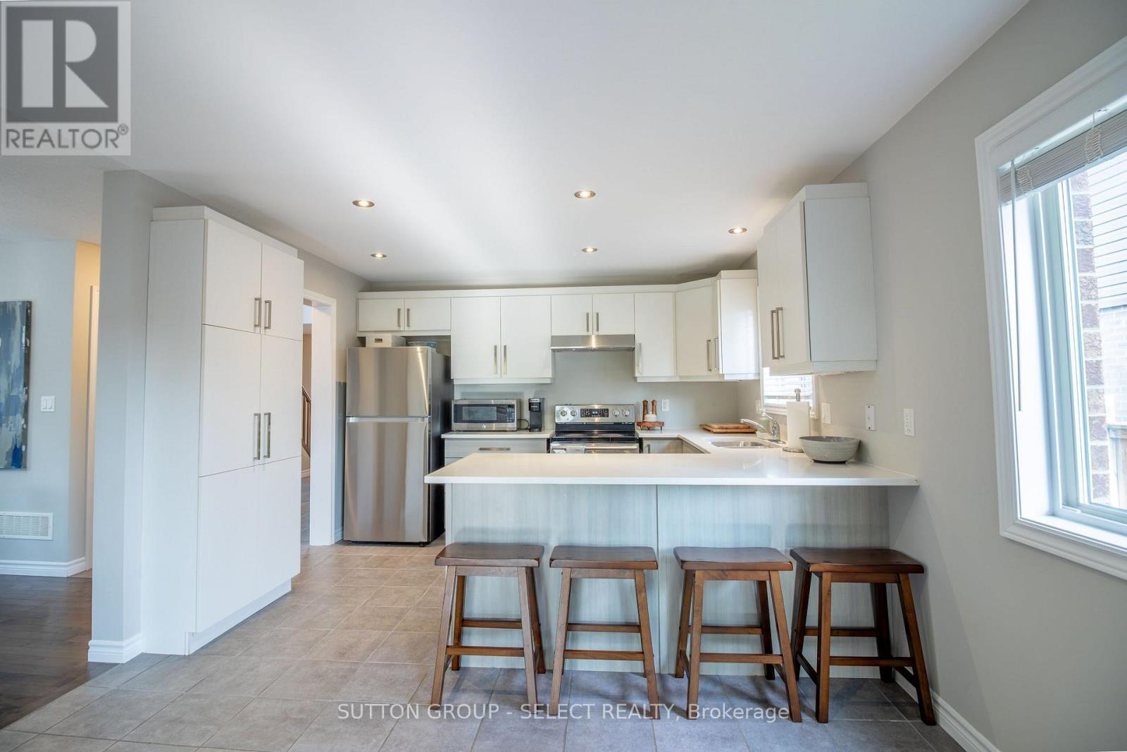 1021 Oakcrossing Gate, London North, Ontario  N6H 0E9 - Photo 12 - X12391596