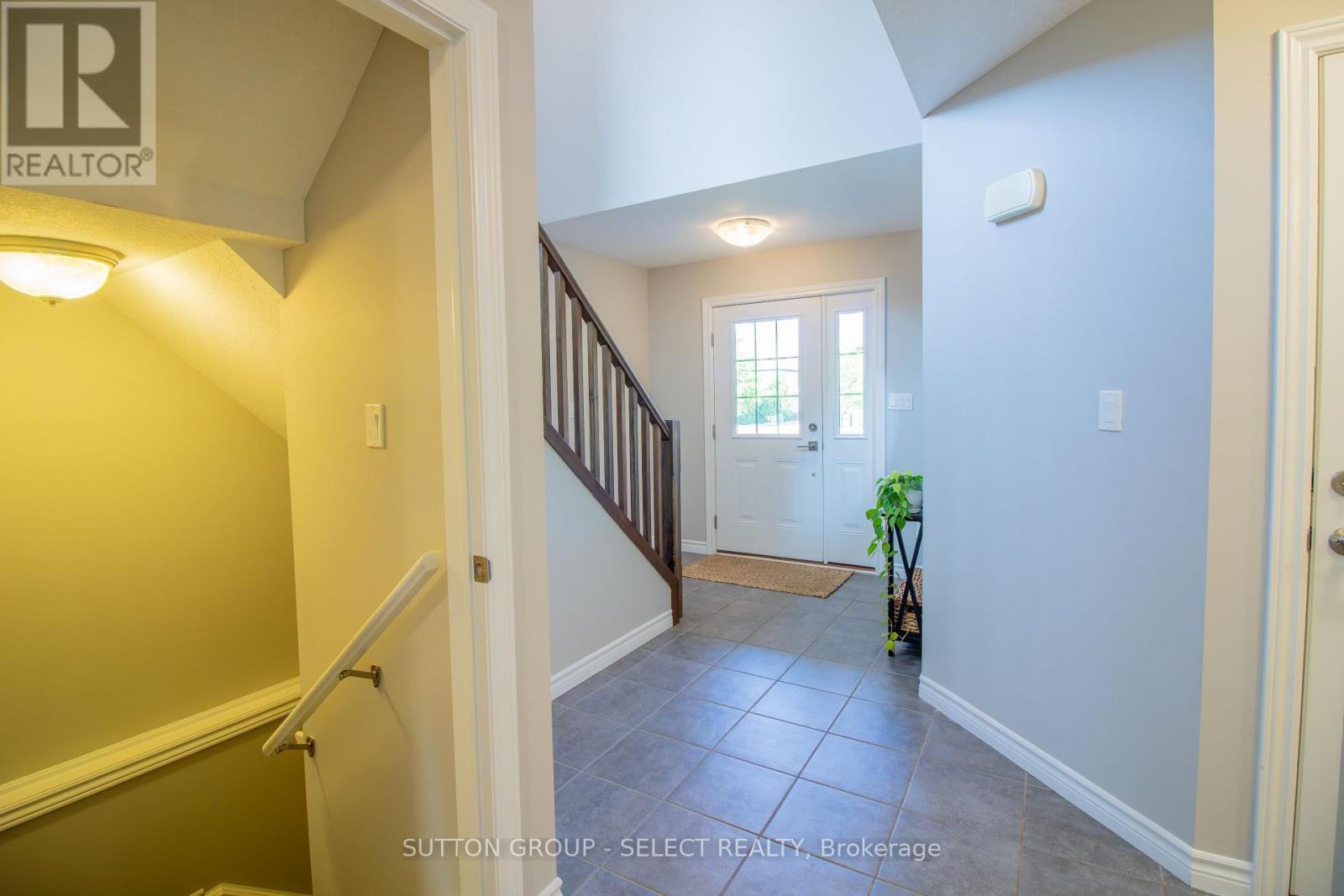 Photo 22 of 27 for 1021 Oakcrossing Gate