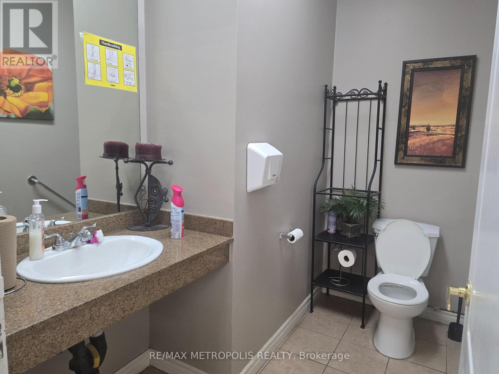 4823 Leslie Street, Toronto (Don Valley Village), Ontario  M2J 2K8 - Photo 22 - C12406890