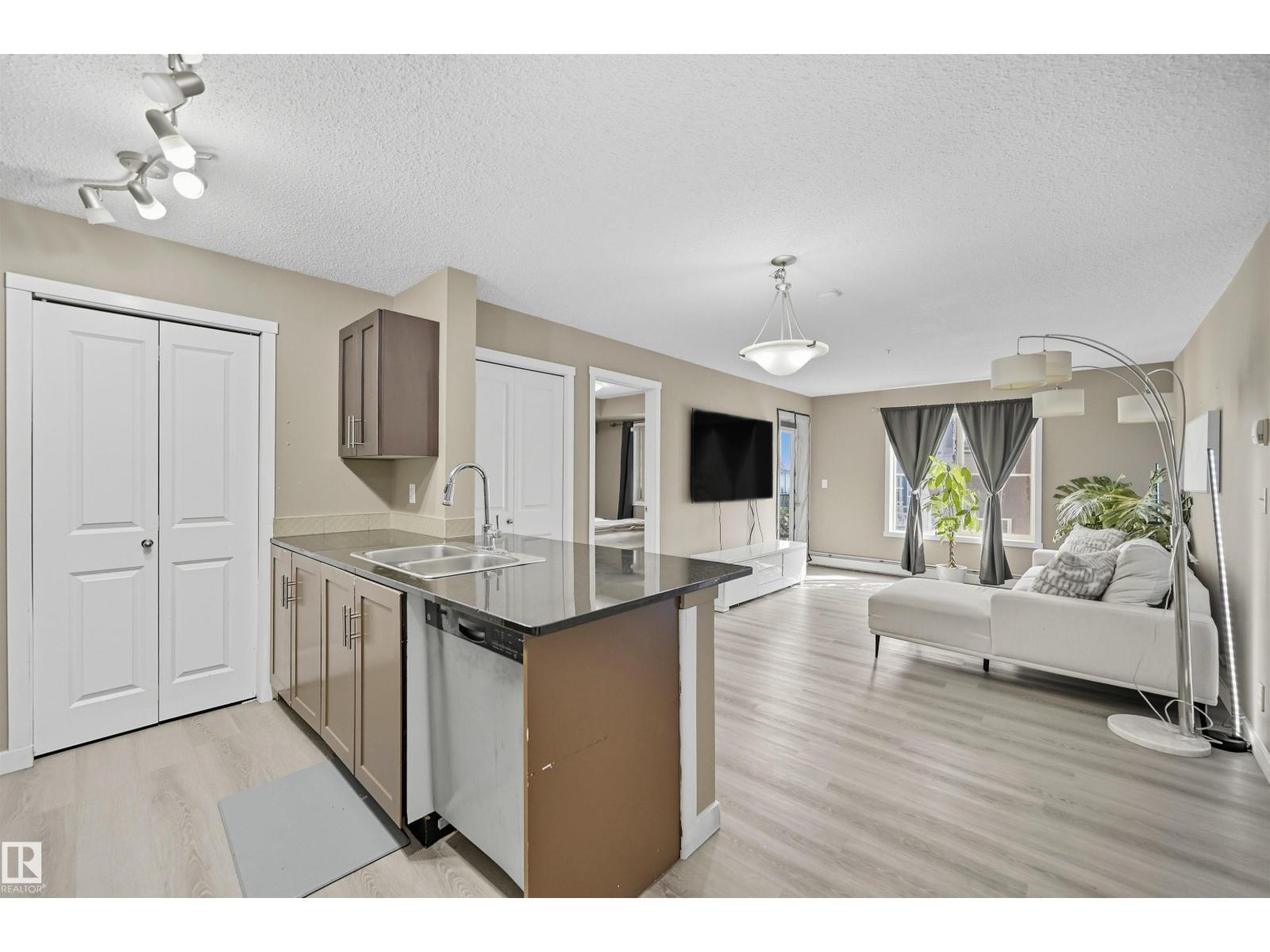 #321 5816 Mullen Pl Nw, Edmonton, Alberta  T5Y 3X7 - Photo 9 - E4457983