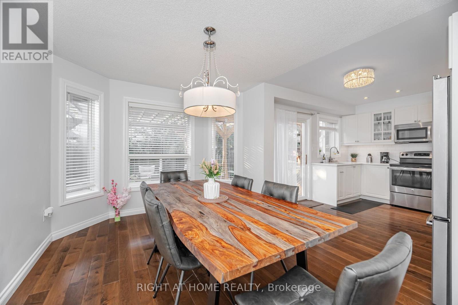1186 Andrade Lane, Innisfil, Ontario  L9S 4X6 - Photo 7 - N12406882