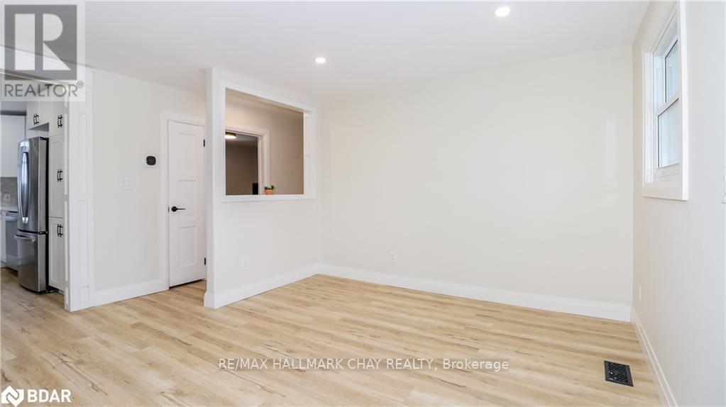 255 Calford Street, Essa, Ontario  L0M 1B0 - Photo 15 - N12406888