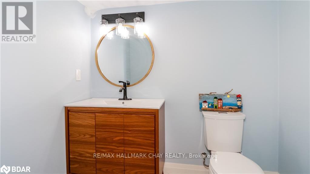 255 Calford Street, Essa, Ontario  L0M 1B0 - Photo 28 - N12406888