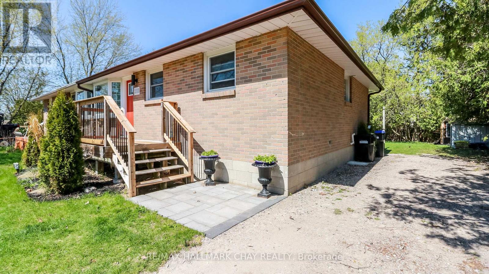 255 Calford Street, Essa, Ontario  L0M 1B0 - Photo 39 - N12406888