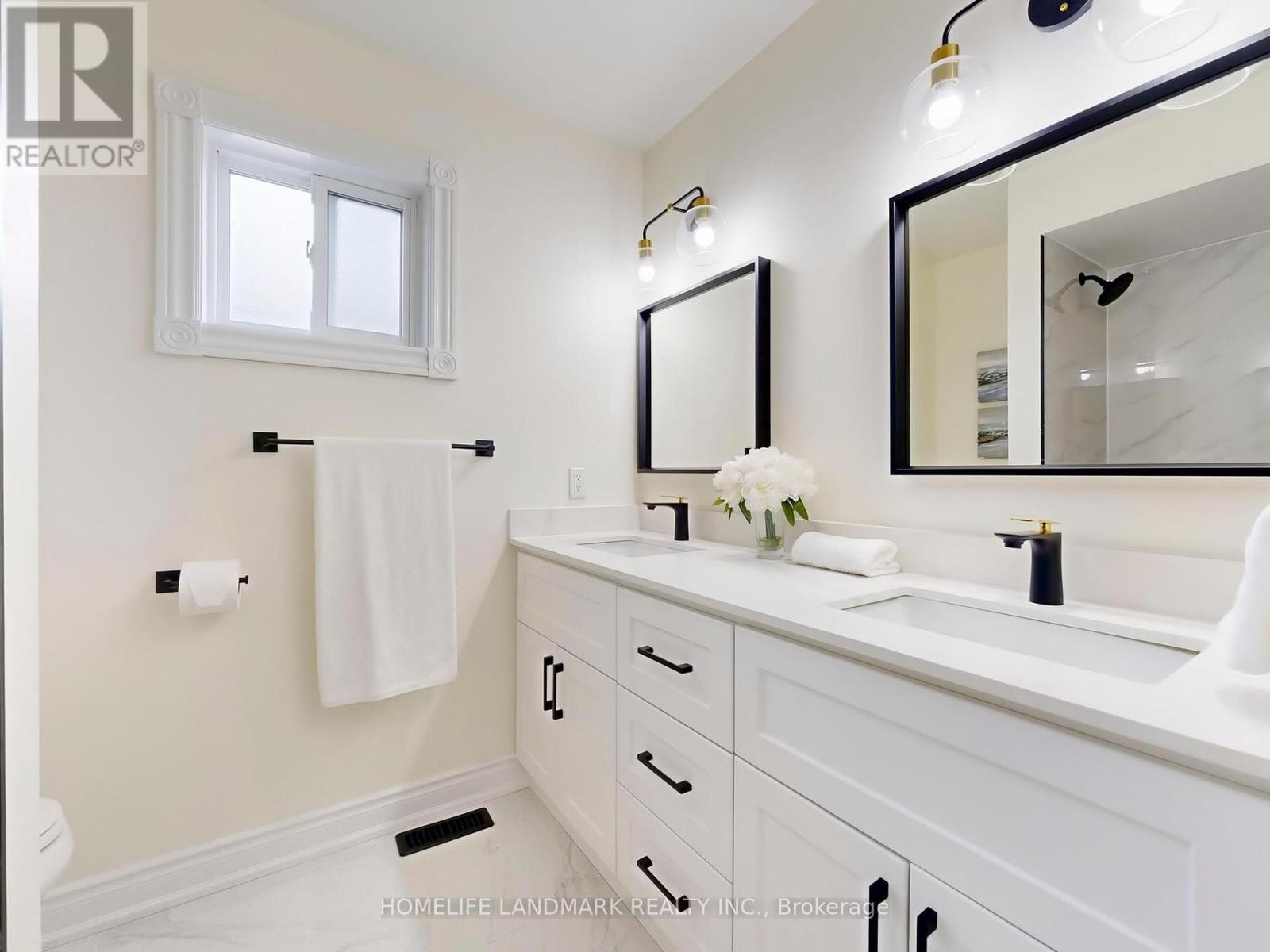 27 Penny Crescent, Markham, Ontario  L3P 5Y2 - Photo 39 - N12406913