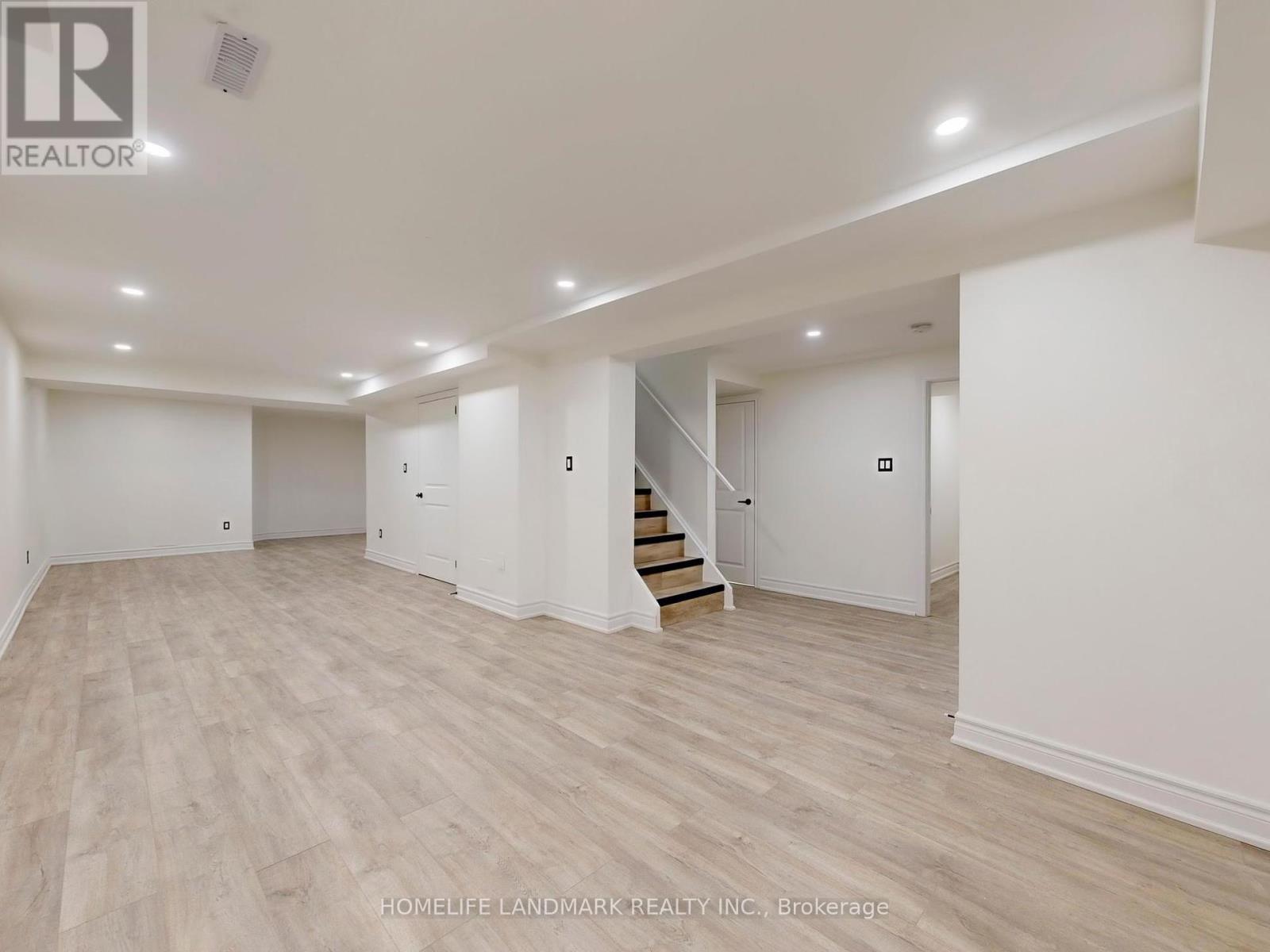 27 Penny Crescent, Markham, Ontario  L3P 5Y2 - Photo 41 - N12406913
