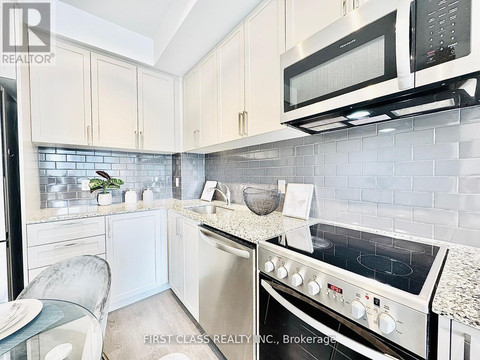 511w - 268 Buchanan Drive, Markham (Unionville), Ontario  L3R 8G9 - Photo 11 - N12406914