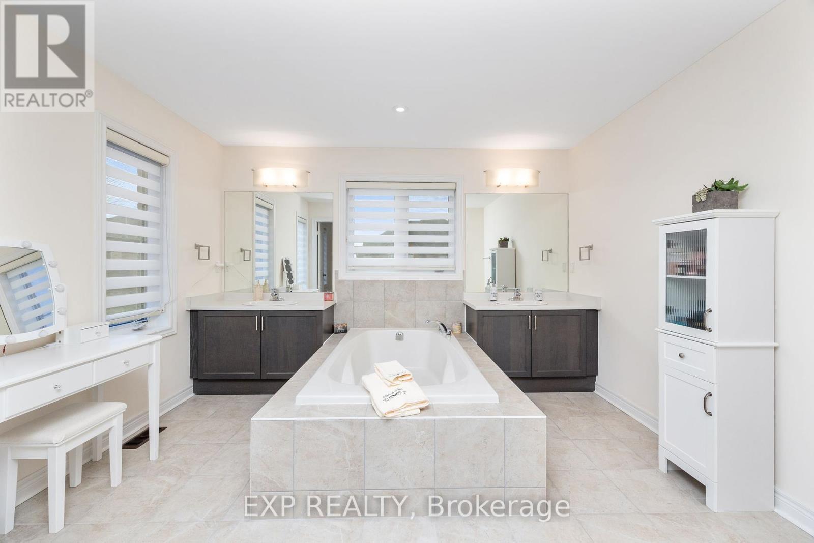 2300 Lozenby Street, Innisfil (Alcona), Ontario  L9S 0M8 - Photo 28 - N12406922