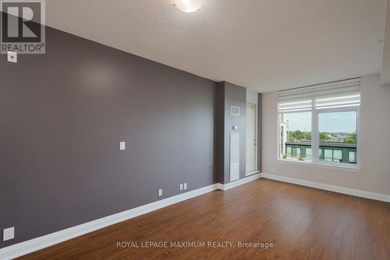 312 - 12 Woodstream Boulevard, Vaughan, Ontario  L4L 8C4 - Photo 11 - N12406940