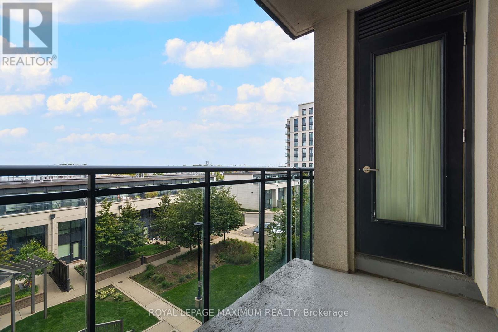 312 - 12 Woodstream Boulevard, Vaughan, Ontario  L4L 8C4 - Photo 12 - N12406940