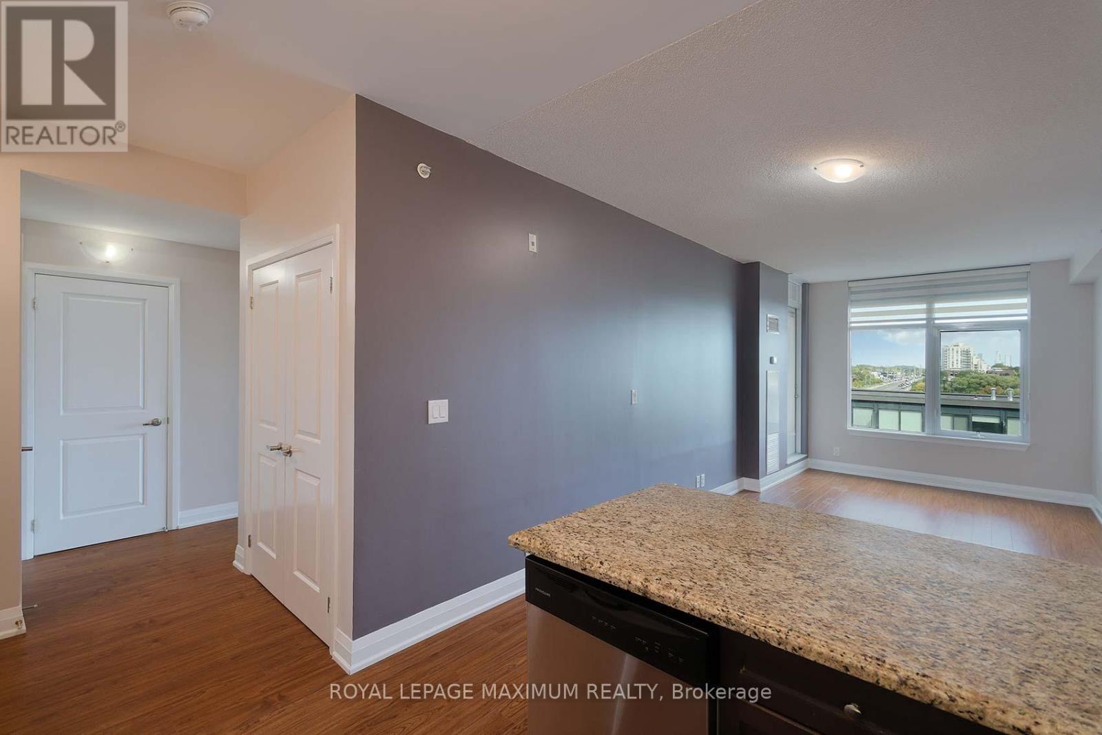 312 - 12 Woodstream Boulevard, Vaughan, Ontario  L4L 8C4 - Photo 16 - N12406940