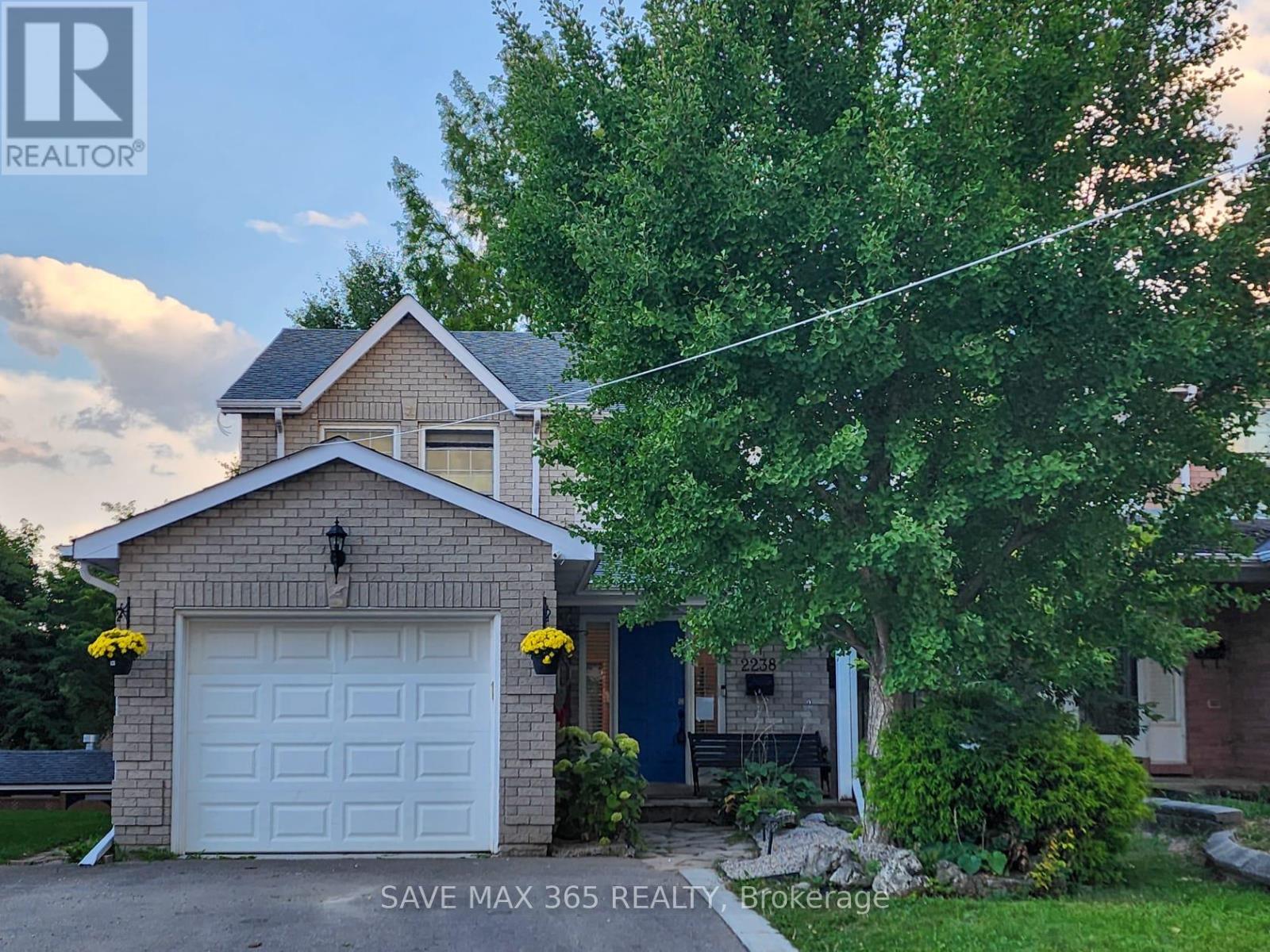 2238 LEOMINSTER DRIVE, Burlington, Ontario