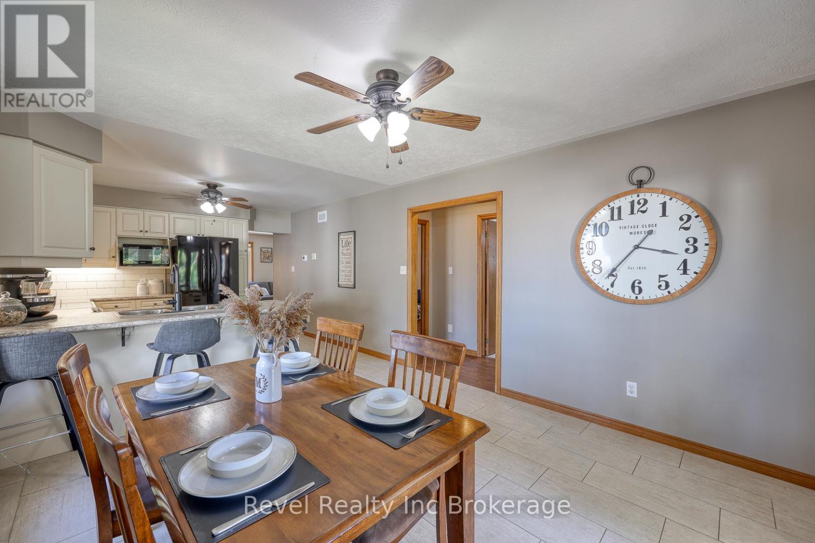 122 Hemlock Road, Ingersoll, Ontario  N5C 3Z6 - Photo 9 - X12407058