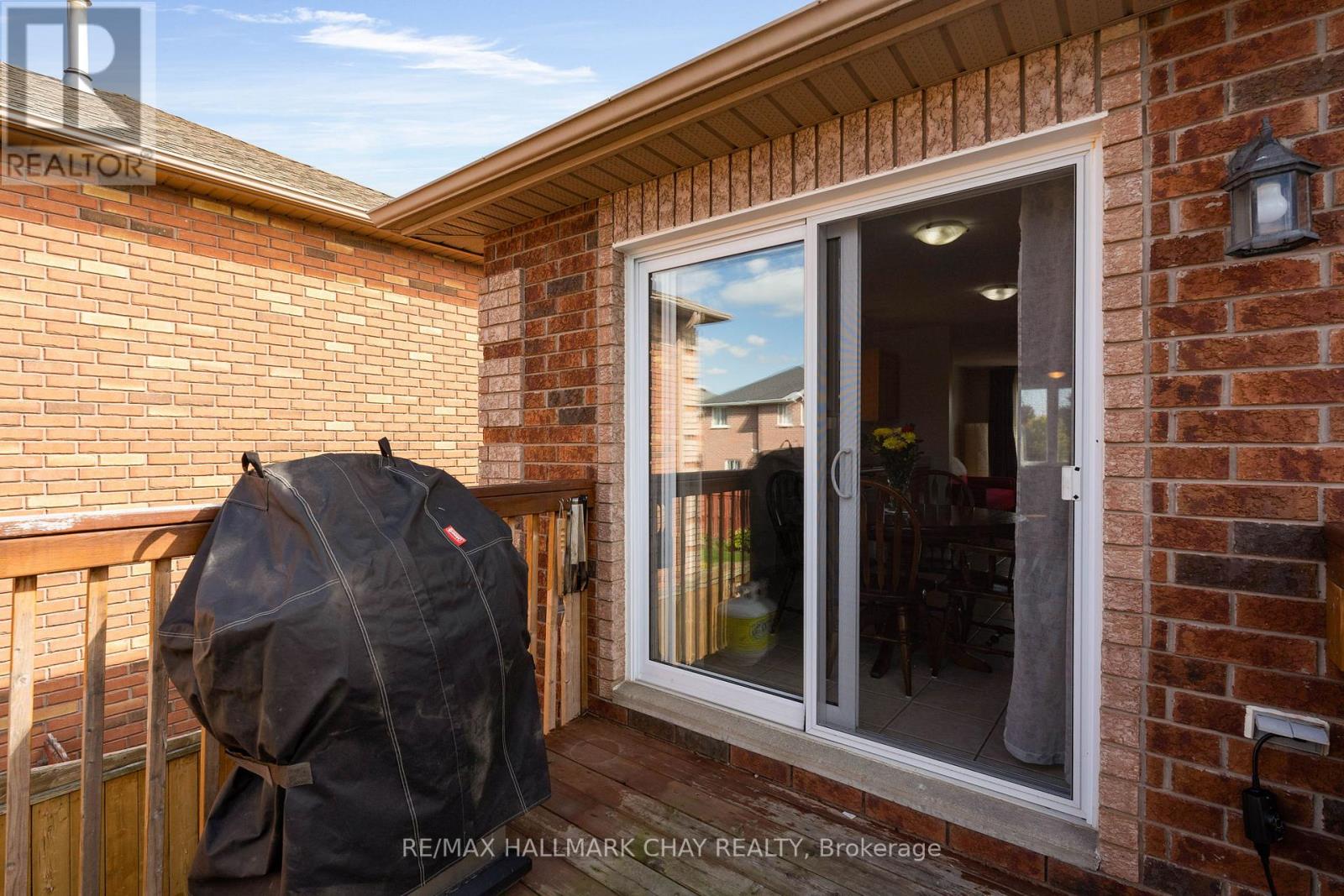166 Country Lane, Barrie, Ontario  L4N 0T9 - Photo 10 - S12406927