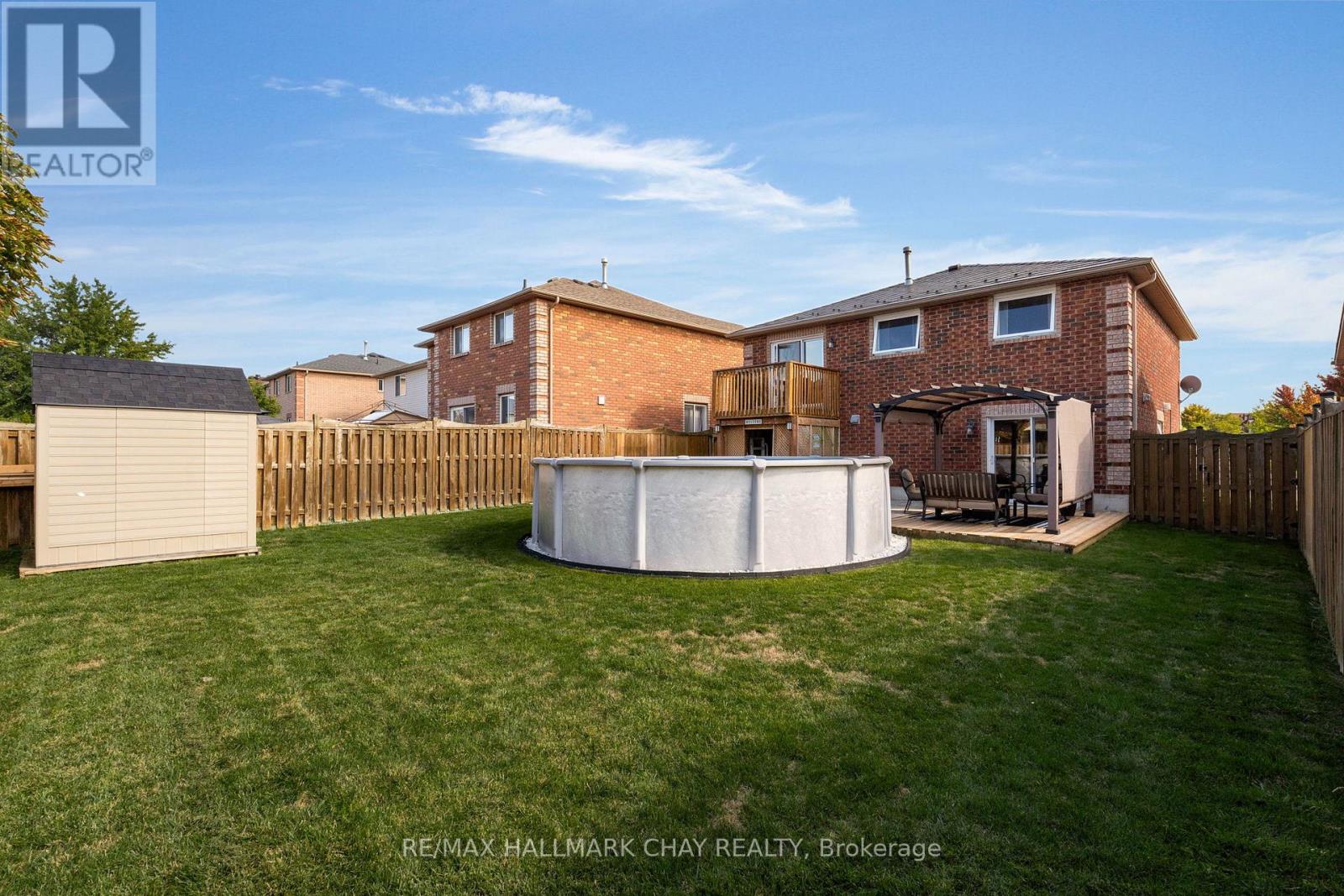 166 Country Lane, Barrie, Ontario  L4N 0T9 - Photo 2 - S12406927