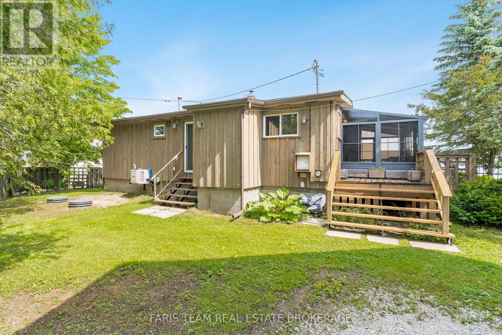 4 Schooner Lane, Tay, Ontario  L0K 2C0 - Photo 21 - S12407000