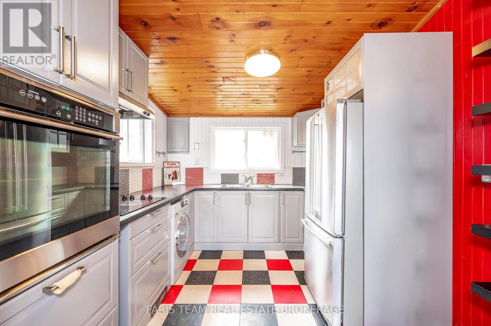 4 Schooner Lane, Tay, Ontario  L0K 2C0 - Photo 6 - S12407000