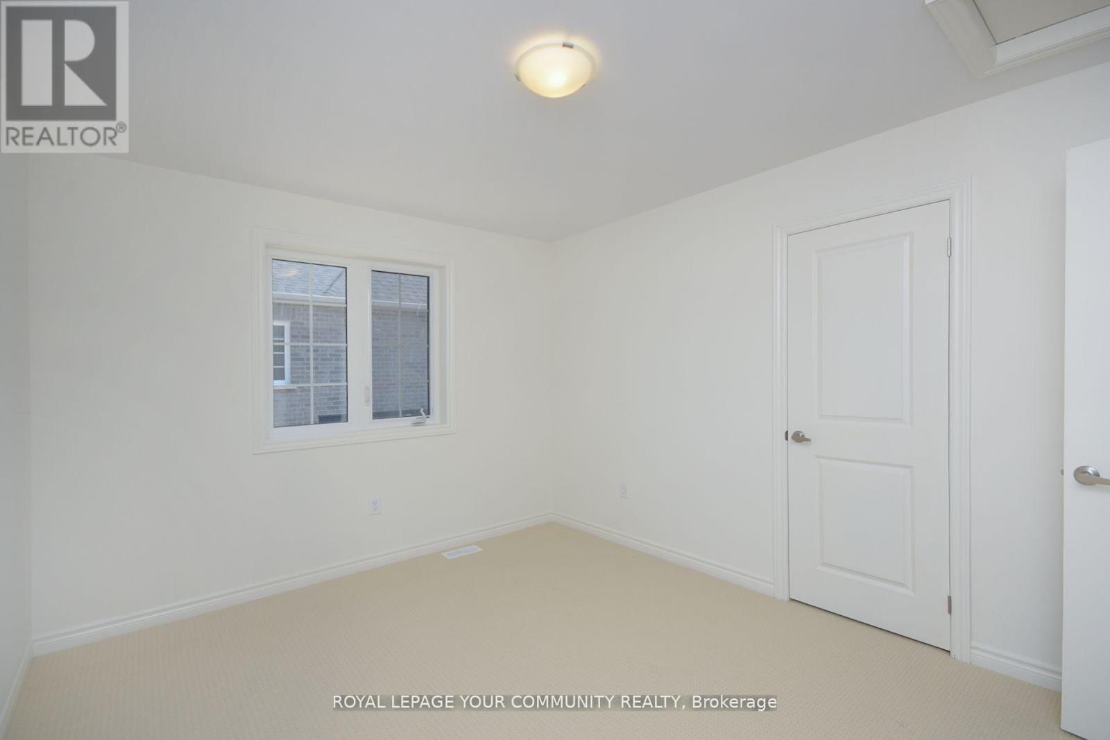 244 Mckenzie Drive, Clearview, Ontario  L0M 1S0 - Photo 29 - S12407025