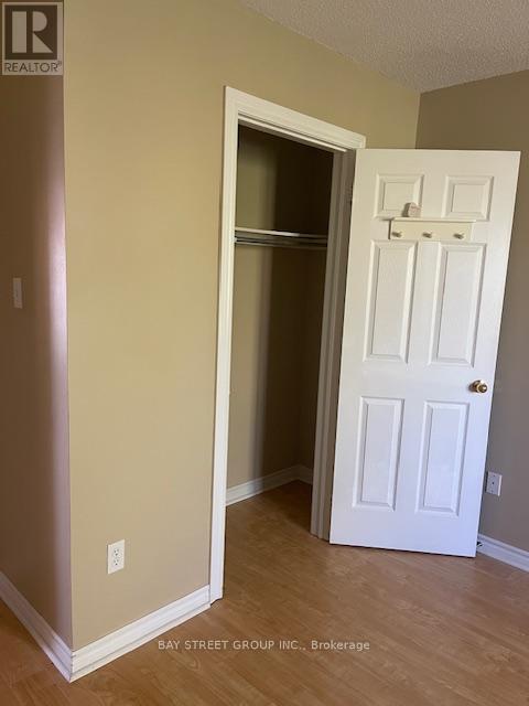 69 Ian Baron Avenue, Markham, Ontario  L3R 5R1 - Photo 12 - N12385415